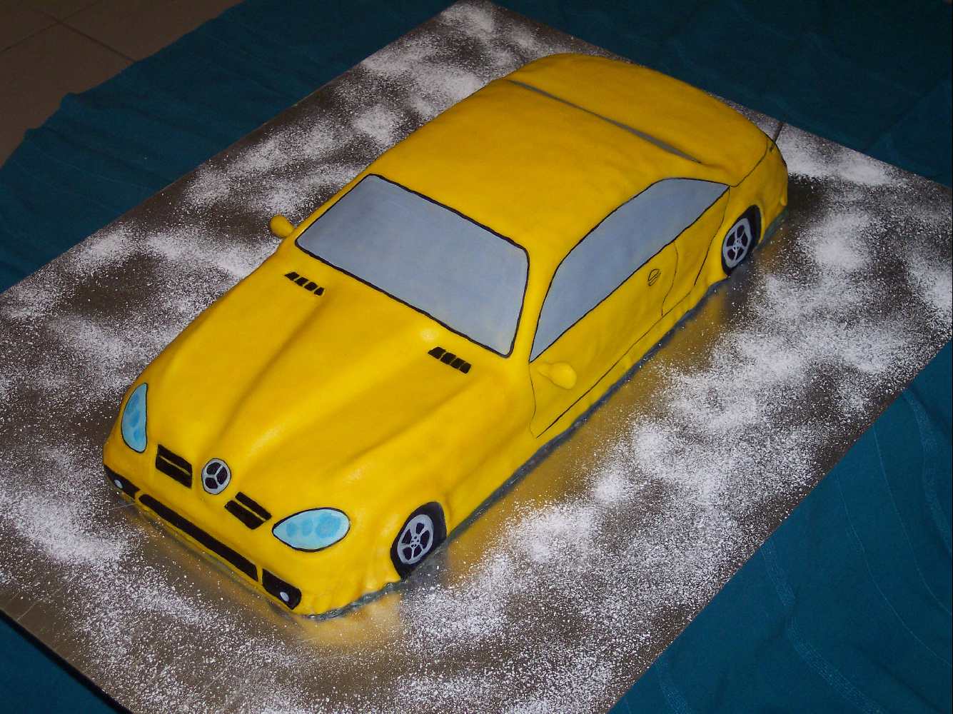Torte Torten 3D SLK Auto Mercedes.JPG